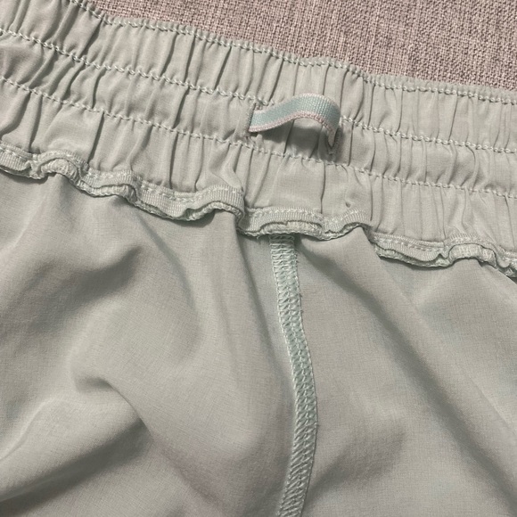 Lululemon play off the please shorts. Mint breeze. Sz 4. - Picture 7 of 9
